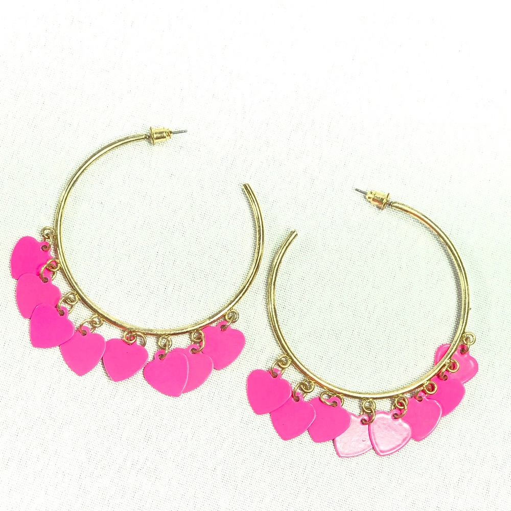PINK heart hoops!!! Beautiful 💕💕💕💕